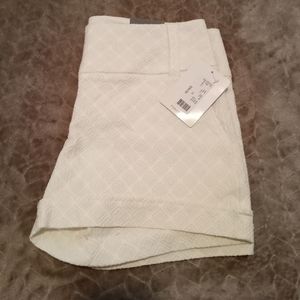 NWT Maurices Smart Shorts Size 1/2